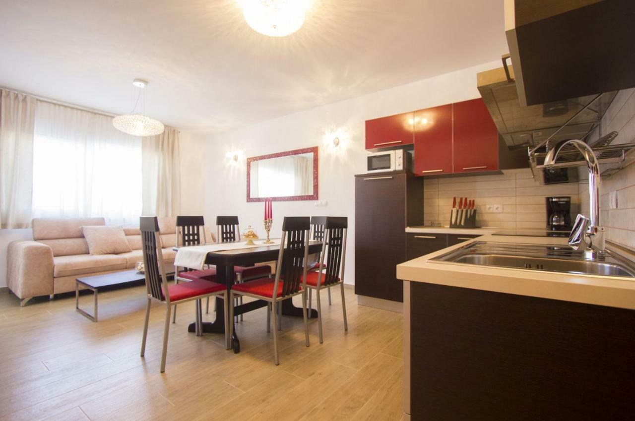 Paradise Lux Trogir Exterior photo