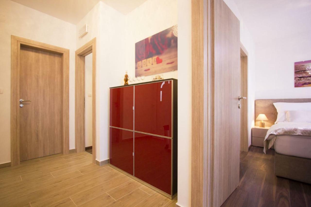 Paradise Lux Trogir Exterior photo