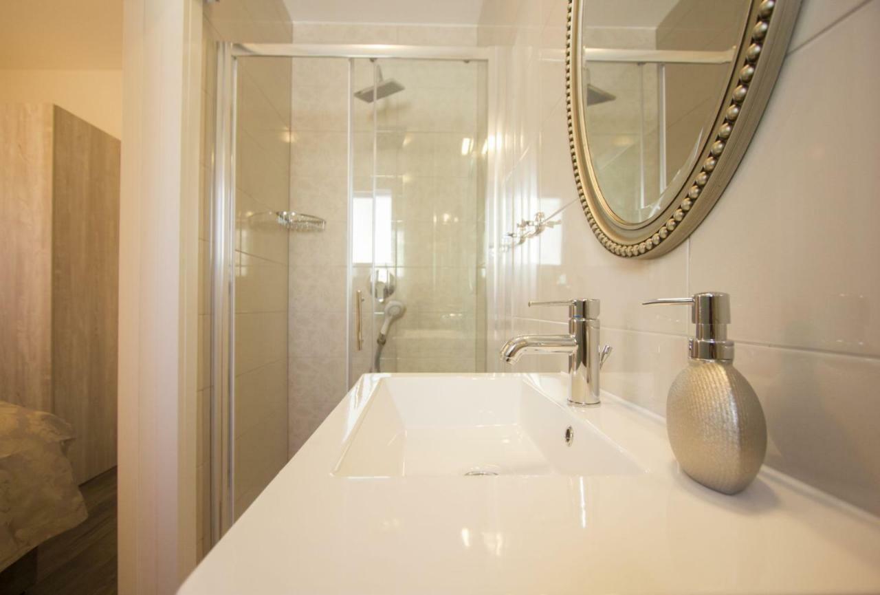 Paradise Lux Trogir Exterior photo